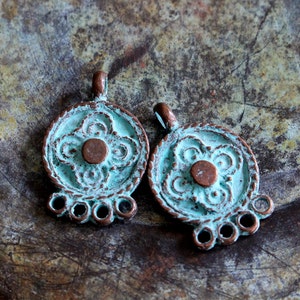 Mykonos Green Patina Boho Hallazgos Piezas de pendientes Boho Barra final del conector de 4 agujeros Cuentas de suministro de joyería Hecho en Grecia imagen 7