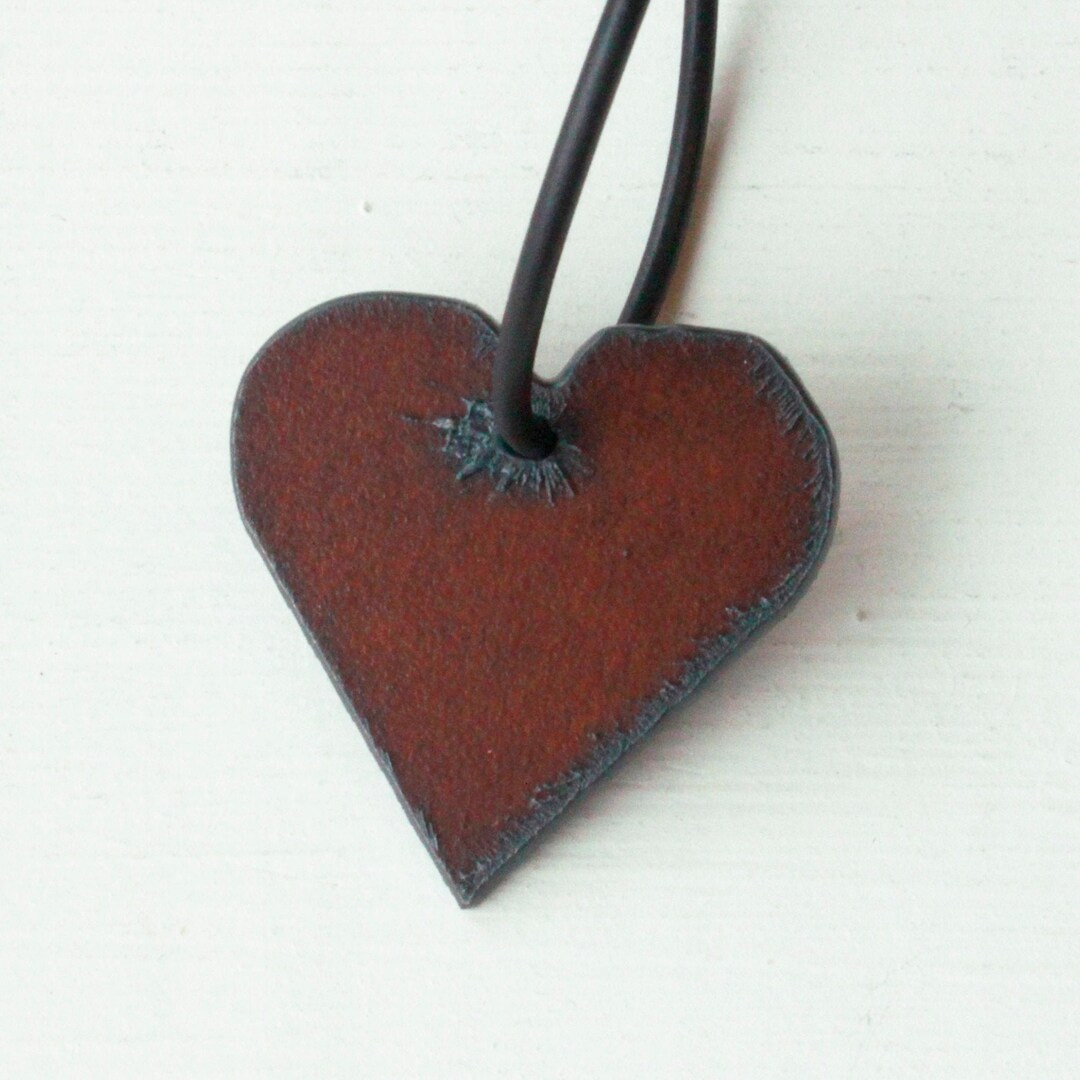 Heart Pendant Rusted Iron Heart Pendant for Jewelry Making Rusted Iron