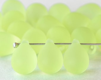Cuentas en forma de lágrima de 14 mm - Cuentas de vidrio checo - Amarillo jonquil mate - Elija la cantidad