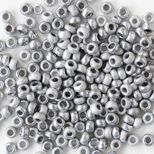 8/0 Glass Seed Beads - Czech Glass Beads - Crystal Labrador Full - 10 grams ~180 beads