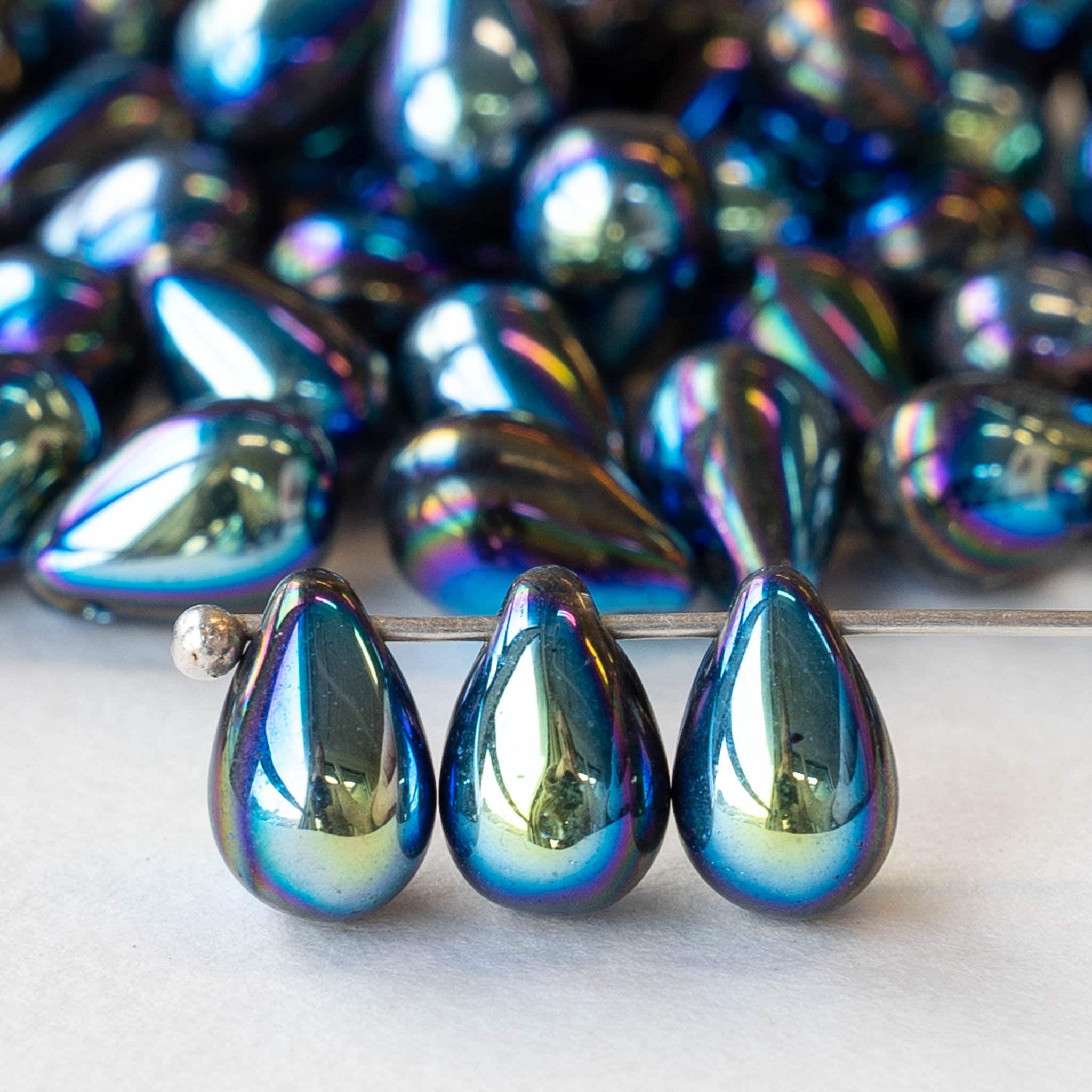 5x7mm Glass Teardrop Beads - Crystal with Silver Coat - 75 Beads –  funkyprettybeads