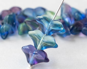 Art Deco Flower Beads - Czech Glass Beads - Transparent Blue Purple Aqua Mix - 20 beads