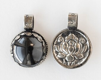 24mm Round Hematite Pendant set  in Tibetan Silver From Nepal - 1 piece