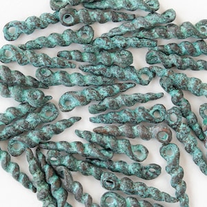 16mm Mykonos Metal Shell Pendant - Green Patina - 6 pendants
