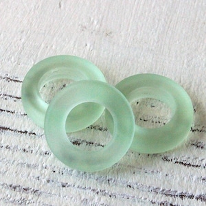 Sea Glass Rings - Cultured Seaglass Beads - Jewelry Making Supply - 17mm Ring - Peridot Green