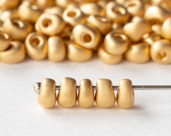 4mm Glass Magatama Teardrops - Japanese Glass Beads - Matte Gold Plated - 5 grams