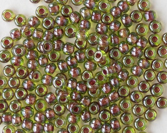 Storlek 6 Rosorpärlor - Rosa Fodrade Gröna - Vattenmelon Turmalin - Tjeckiska Glaspärlor - 25 gram