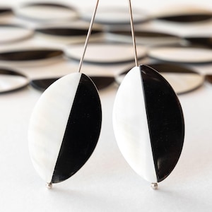 20x32mm Mother of Pearl Oval Beads - Black and White - 2 beads