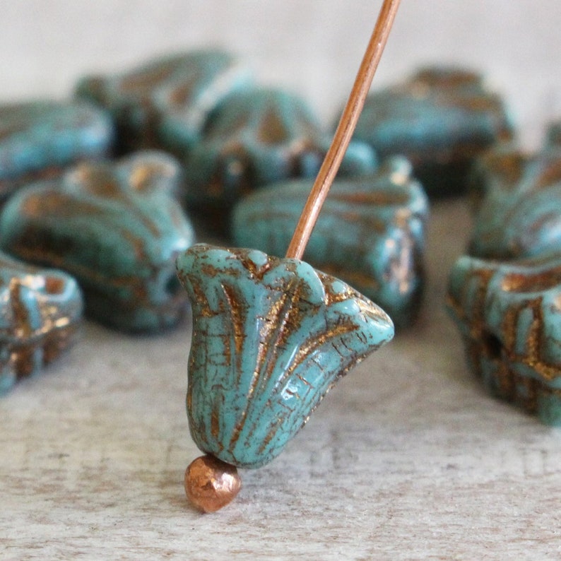 50 pcs Czech Glass LEAF Beads Ab Colour Matt 11x7mm Jewelery Making