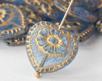 Cuentas de vidrio checas para la fabricación de joyas - Cuentas de corazón de vidrio victoriano - Corazón del día de San Valentín - Azul con lavado de oro - 4 o 12 cuentas