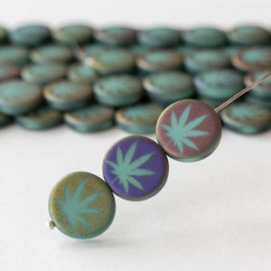 Perline a forma di foglia di vetro da 14 mm - Perline di vetro ceche - Iris turchese opaco - 8 perline