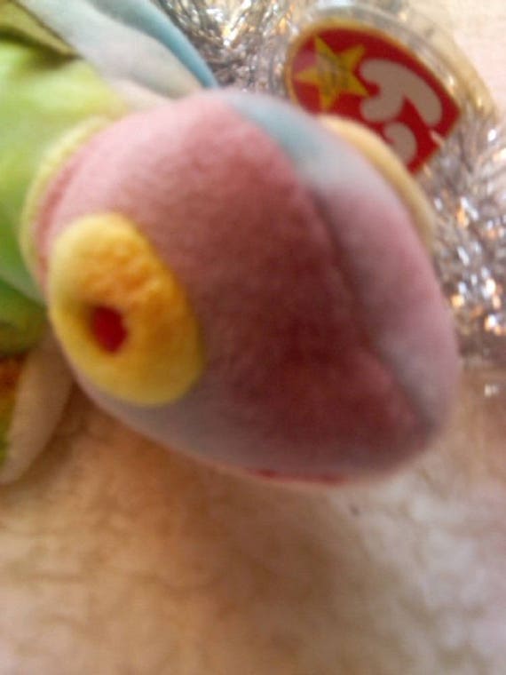 Ty Beanie Babies Rainbow the Iguana RETIRED 1997 with Tags Plush Toy Collectible