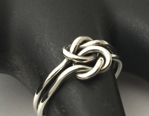 Platinum knot ring deals