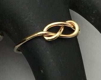 Infinity knot ring, gold infinity knot, thin gold infinity band, 10kt gold, rose gold infinity knot