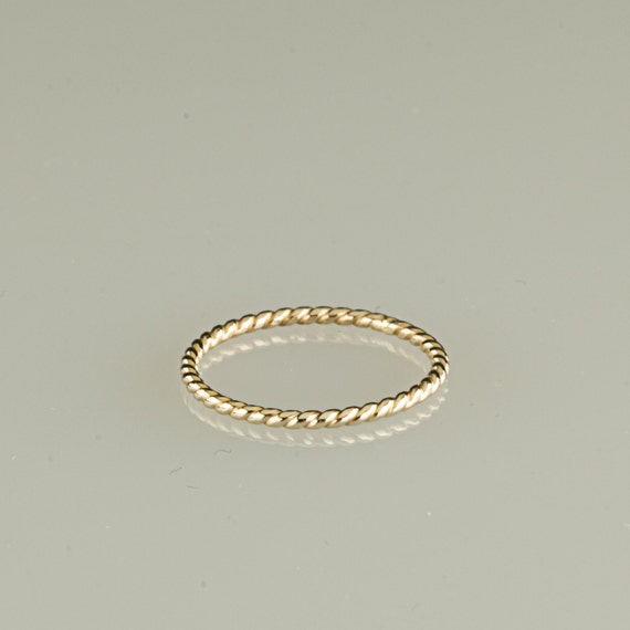 14kt Gold Filled Twist Ring: Thin Wedding Band (16g)