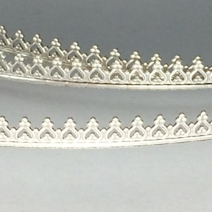 3 ft -silver gallery wire for bezel setting cabs,, Argentium sterling silver , dimension 4.75mm high x .75 mm wide