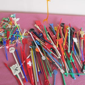 Vintage Lot Swizzle Sticks and Hors D&#39;oeuvre Cocktail Picks, OVER 200 PIECES! Vegas, Golf, Hotels, Airlines, Restaurant, Animals
