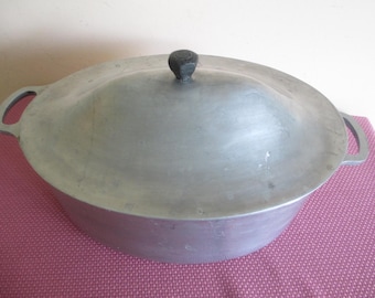 Vtg CAST RITE WARE Aluminum Oval Roaster Dutch Oven With Lid and Handles, Large 7 Quart Size