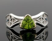 Zelda Engagement Ring Link to the Future - 14k Zelda Ring Forest Edition - Mixed metal white and yellow gold with Peridot and blue diamonds