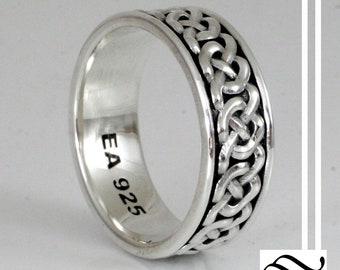 Mens Celtic Knot ring - Sterling Silver - infinite circular knot pattern