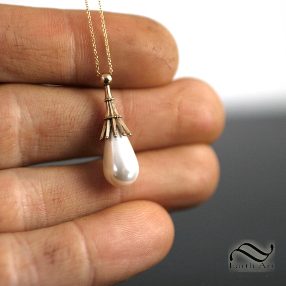 Mox Pearl Pendant - With Different Metal Options -MTG Inspired - Etsy