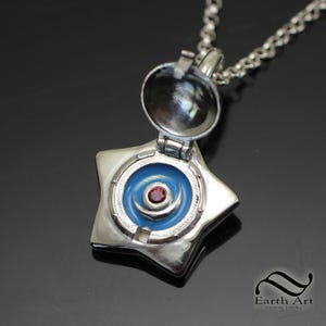 Médaillon petite étoile lune en argent sterling