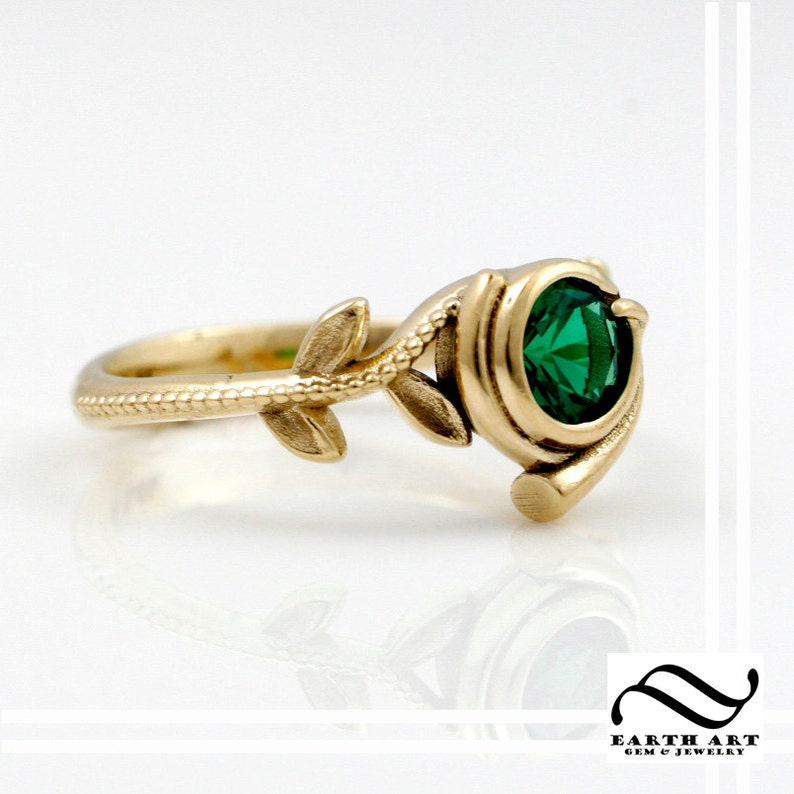 Kokiri Emerald Ring Legend of Zelda Geeky Engagement Ring 14k geel of wit goud afbeelding 5