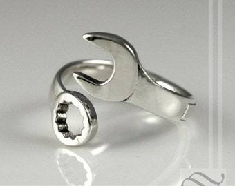 Wrench Ring in Solid Sterling Silver - Adjustable unisex band - CUSTOM WORDING OPTION