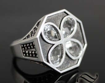 Black and White Clover Ring - Sterling and Topaz