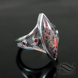 Navette Andamooka Opaalring in sterlingzilver