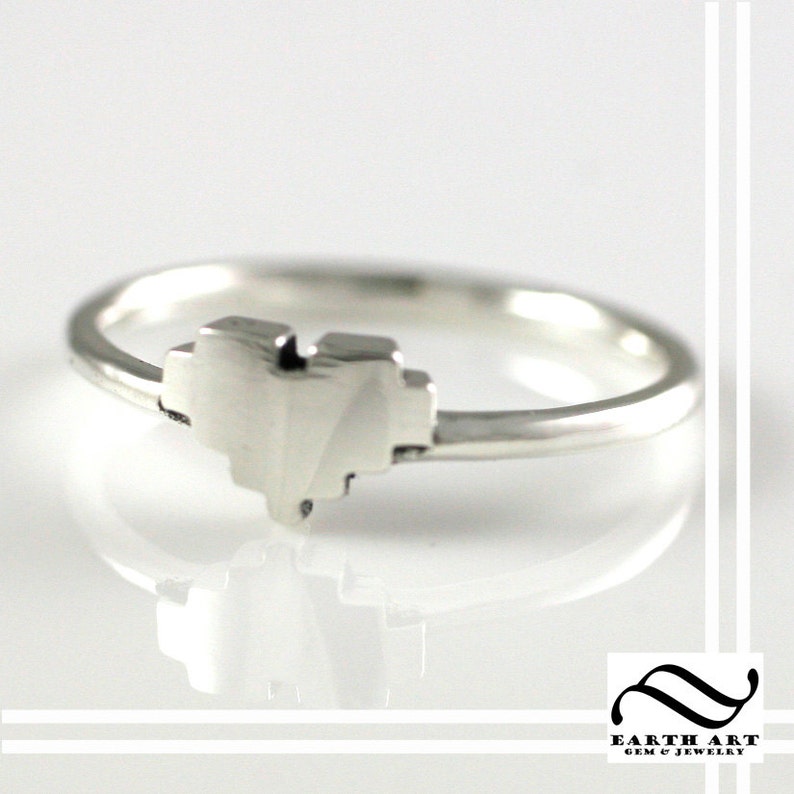 His and Hers Pixelated Heart Ring Set Sterling Silver Retro Gamer wedding Rings image 3