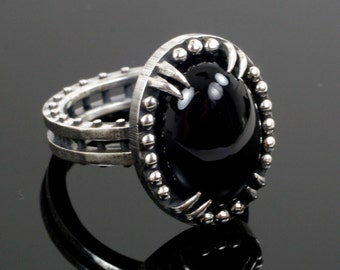 Studded - Black Onyx Claw Ring - Gothic cocktail ring