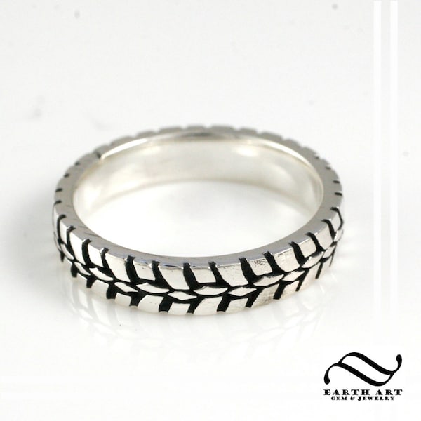 Narrow Tire Tread Ring - Sterling Silver - Wedding Band - Ladies