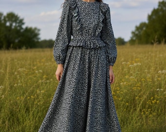 Vtg Prairie dress S denim maxi ditsy floral trad modest cottagecore