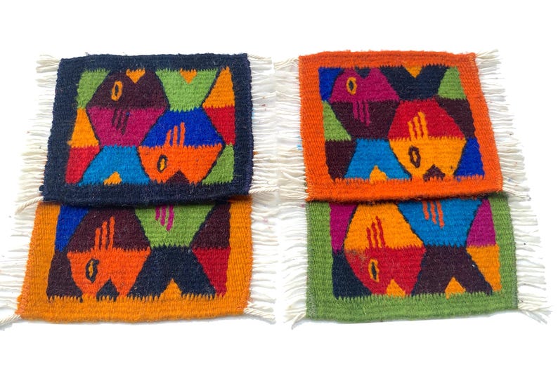 Posavasos de lana zapoteca tejidos a mano - Juego de 4 mini alfombras con diseño de banco de peces imagen 7