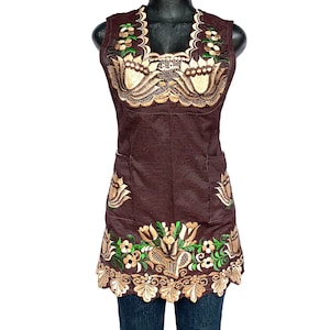 Embroidered Mexican Apron: Brown Floral Kitchen Apron with Pockets