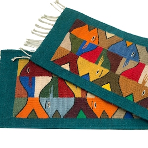 Tapis banc de poissons : tapis zapotèque multicolore tissé à la main 10 x 40 pouces.