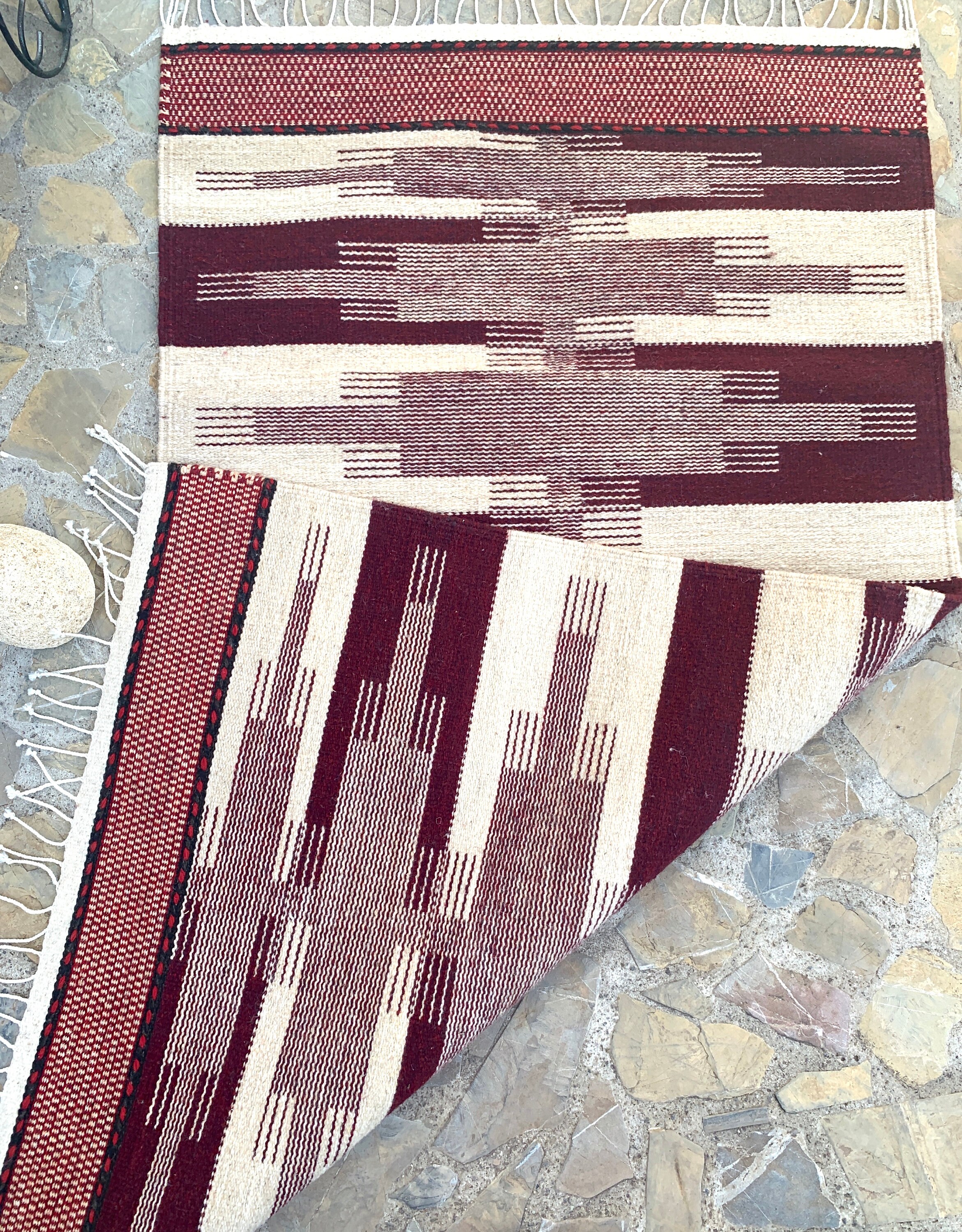 ウールラグ　幾何学模様　サポテックラグ ウールラグ 幾何学模様 サポテックラグ