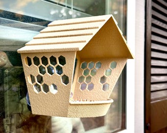 Window Bird Feeder – Bird View | Suction Cup Mount