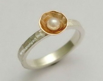 Pearl hammered silver gold engagement ring - Delicate R1324