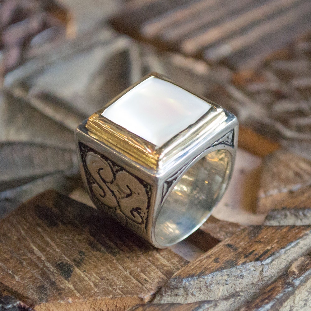 White Shell Ring, Sterling Silver and Yellow Gold Ring, Square Ring, Two-tone Ring the Emperor Seal R1600A - Etsy White Shell Ring, Sterling Silver and Yellow Gold Ring, Square Ring, Two-tone Ring the Emperor Seal R1600A - Etsy