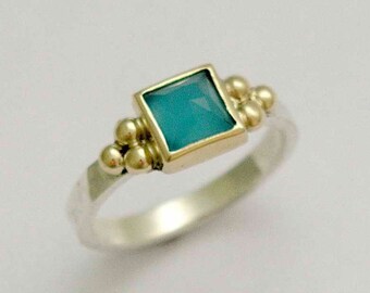 Ocean quartz ring, Sterling Silver gold Ring, two-tone ring, hammered ring, gemstone ring, stacker ring - Here for you R1322