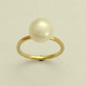 14K Gold Pearl Ring, yellow gold ring, single pearl ring, peacock pearl ring, peach pearl ring, gold ring, thin ring Young Love. RG1533 image 1