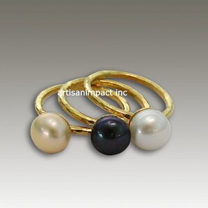 14K Gold Pearl Ring, yellow gold ring, single pearl ring, peacock pearl ring, peach pearl ring, gold ring, thin ring Young Love. RG1533 image 5