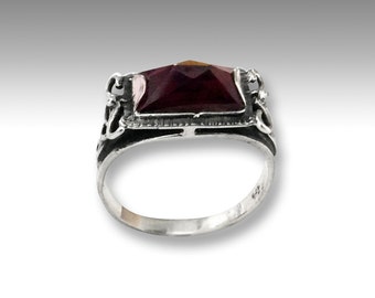 Sterling silver ring, garnet ring, gemstone ring, delicate silver ring, stone ring, rectangle stone ring - The sky is the limit R1400