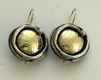Hammered gold silver dangle two-tone earrings - Walking in circles E7897G