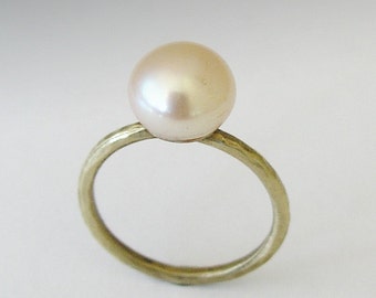 Single pearl engagement simple thin brass ring - Young Love RK1533