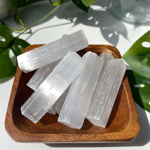 Selenite Mini Wands – Natural Crystal for Energy Cleansing & Amplification