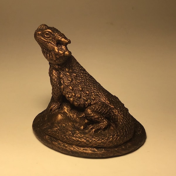 Bearded Dragon miniature sculpture bronze finish