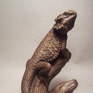 Bearded Dragon Sculpture